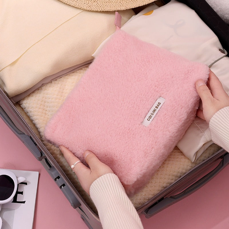 New Plush Portable Makeup Bag Fashionable Rabbit Hair Storage Bag Flat Mouth Handheld Makeup Supplies Storage Bag